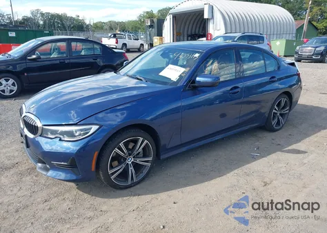 2022 BMW 330I xDrive z USA, uszkodzony, nr VIN 3MW5R7J0XN8C24972